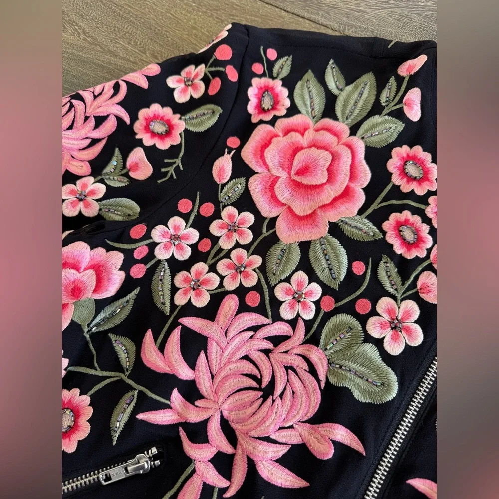 Needle & Thread Embroidered Rose Bomber Floral Crepe Jacket Size US 8 - Picture 15 of 16